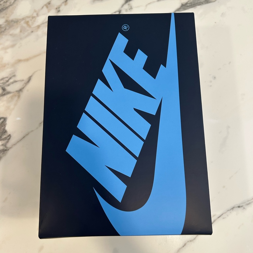 Nike Air Jordan 1 Retro Low OG Obsidian/University Blue